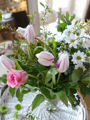 Fleurs fraîches : créer un peu de printemps | Fresh blooms: creating a spring mood