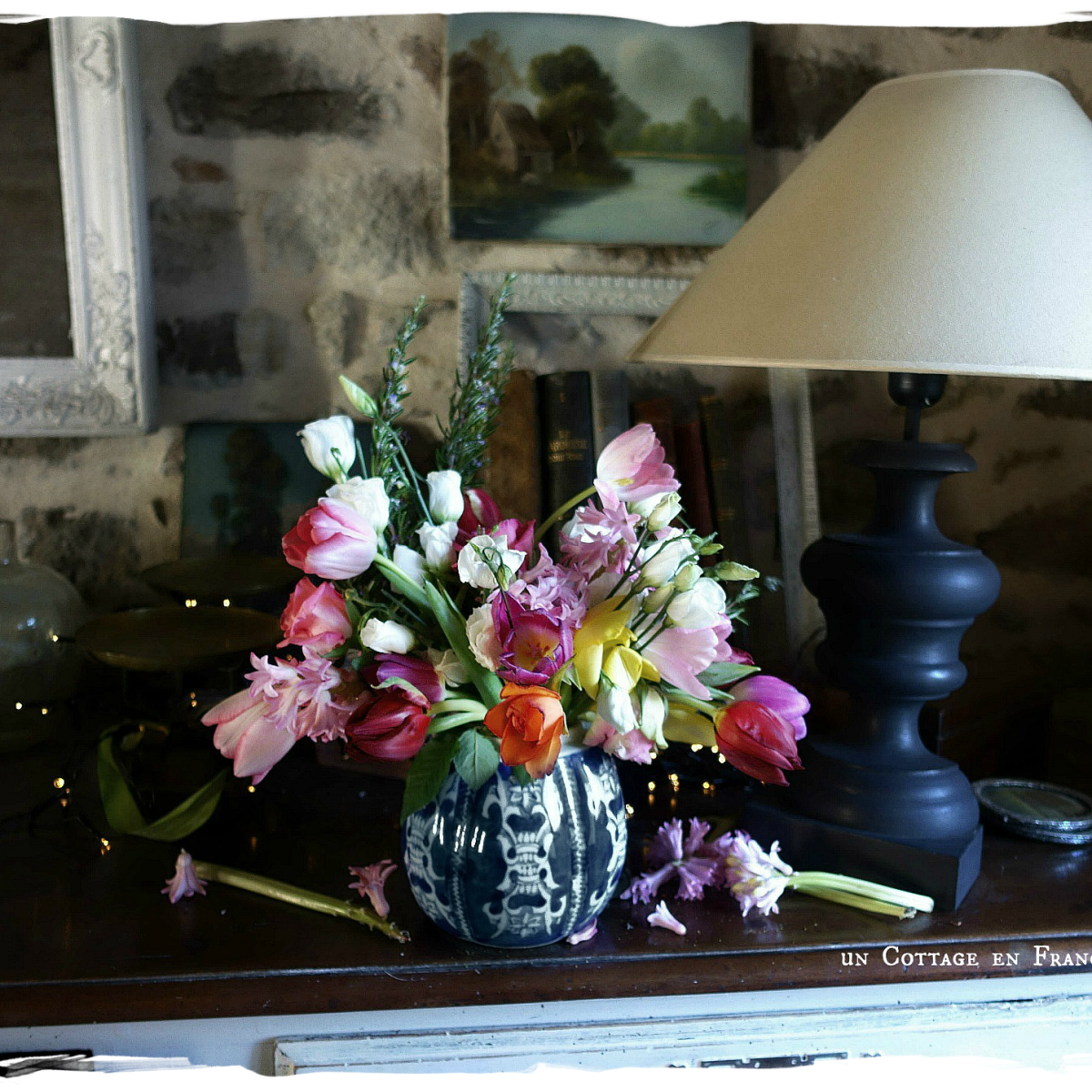 Couleurs vives : un bouquet de janvier | Bold tints: a January floral arrangement
